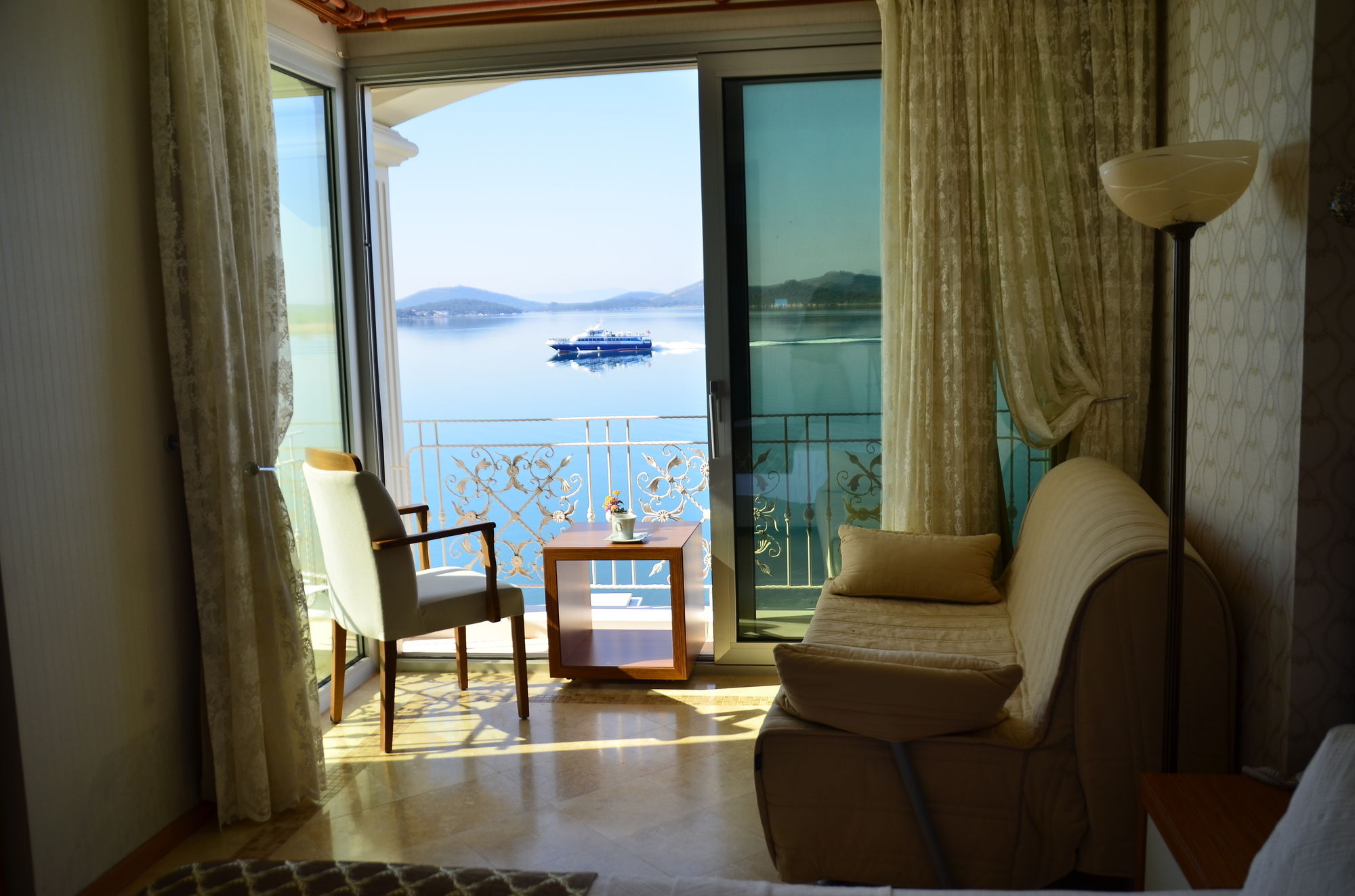 Cunda Kivrak Hotel Аявали Екстериор снимка