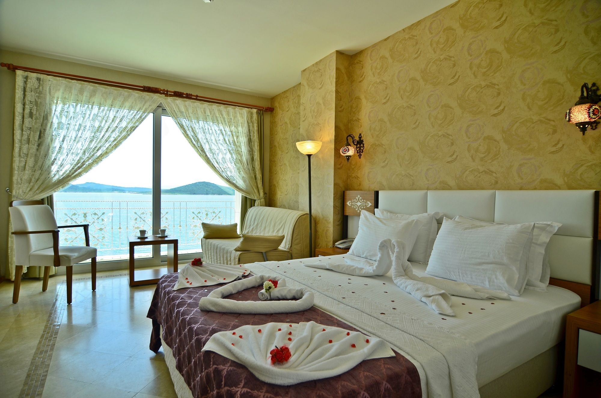 Cunda Kivrak Hotel Аявали Екстериор снимка